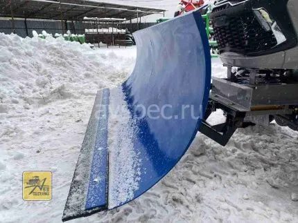 Отвал для уборки снега на ременные трактора